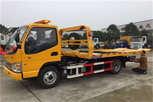 元坝哪里有拖车服务